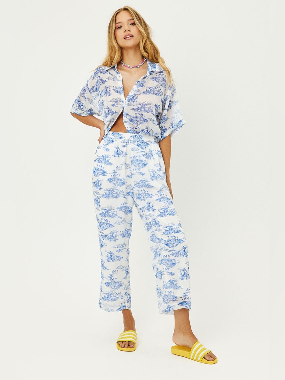 Frankie's Bikinis Blue & White Toile Wide-Leg Pants